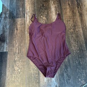 One piece bathing suit